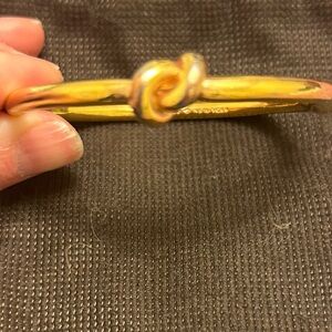 Kate Spade | Gold Knot Bracelet with Clasp